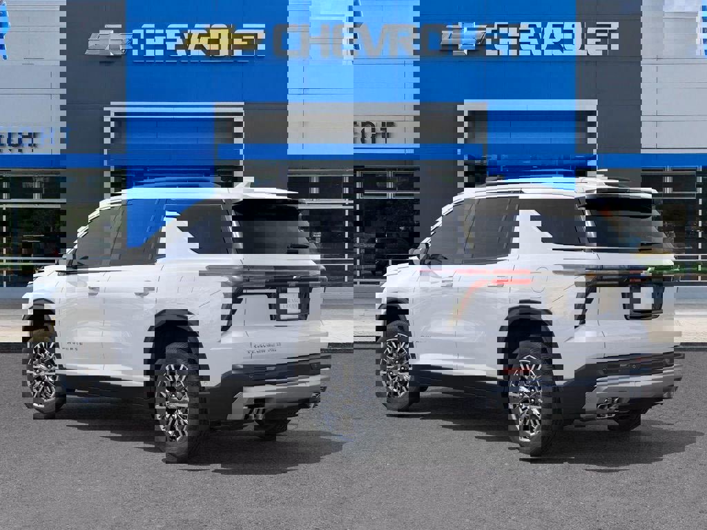 New 2026 Chevrolet Traverse LT image 3