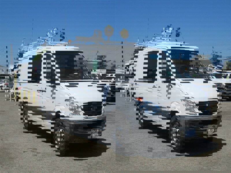 Used 2012 Mercedes-Benz Sprinter 2500 image 1