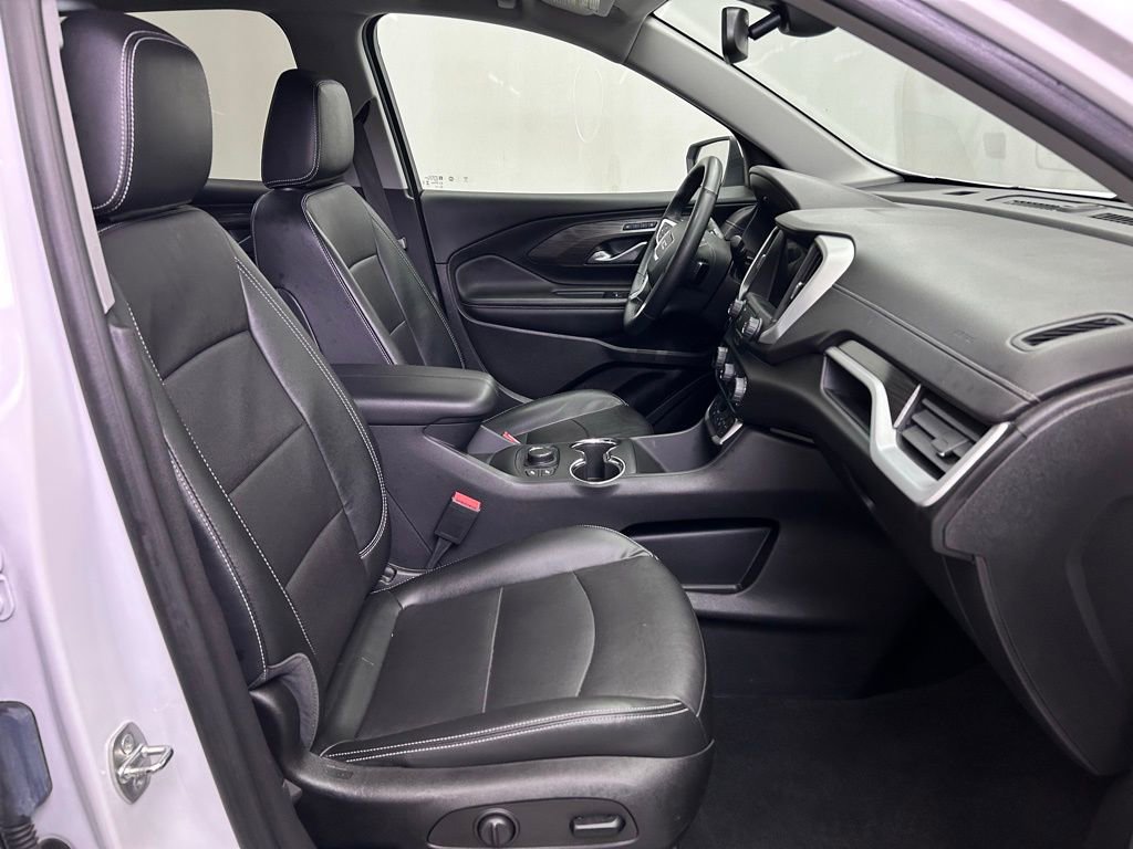 Used 2023 GMC Terrain SLT image 36