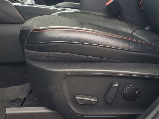 Used 2024 Ford Escape ST-Line w/ Tech Pack #1 AWD/4WD image 6