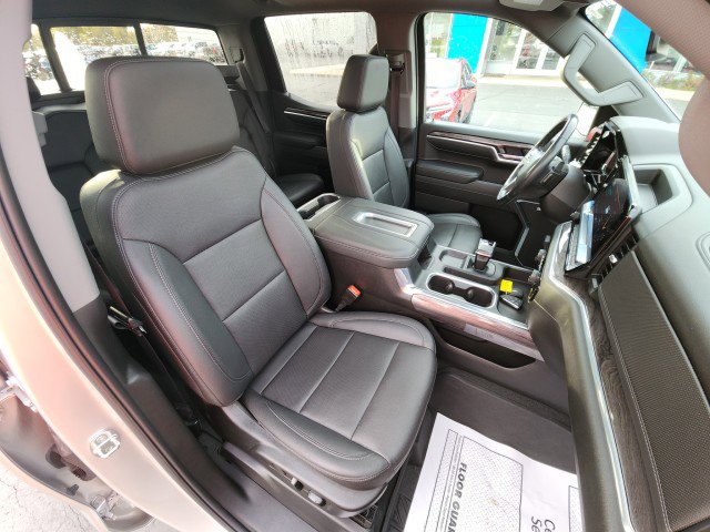 Used 2022 Chevrolet Silverado 1500 LTZ w/ LTZ Premium Package image 13