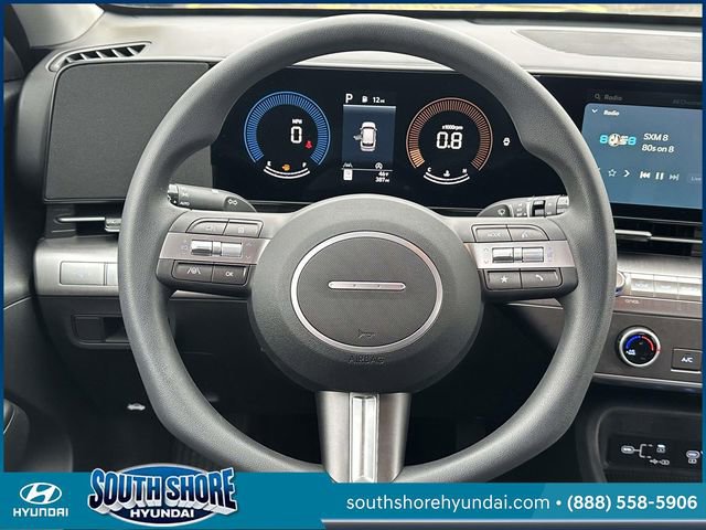 Certified 2025 Hyundai Kona SE image 15