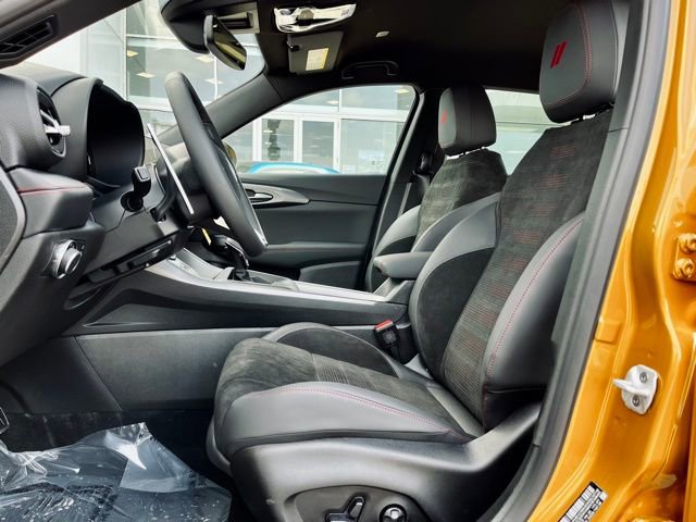 New 2024 Dodge Hornet R/T w/ Track Pack image 3