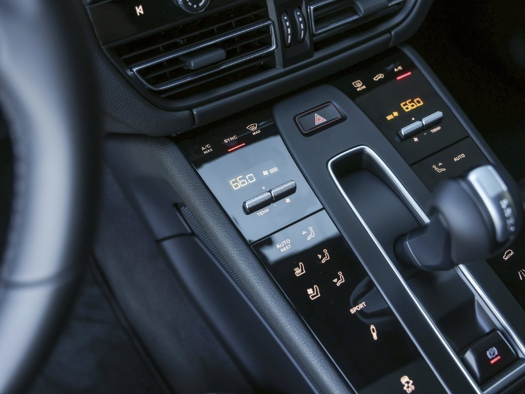 Certified 2026 Porsche Macan S AWD/4WD image 27
