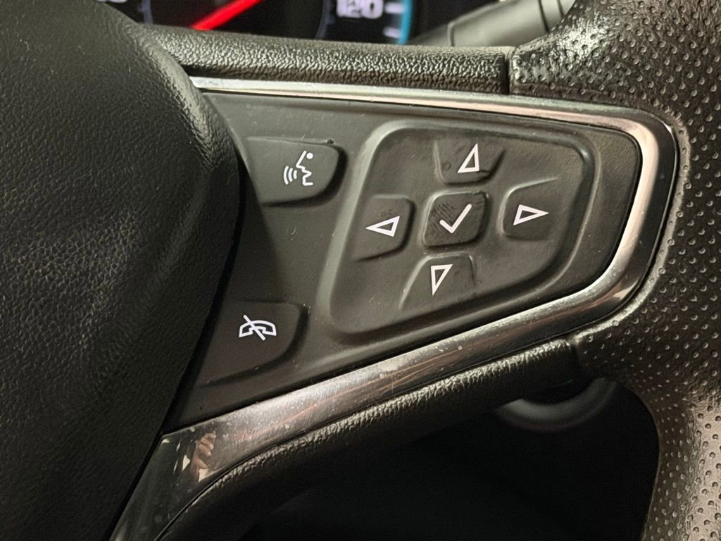 Certified 2020 Chevrolet Malibu LT FWD image 33