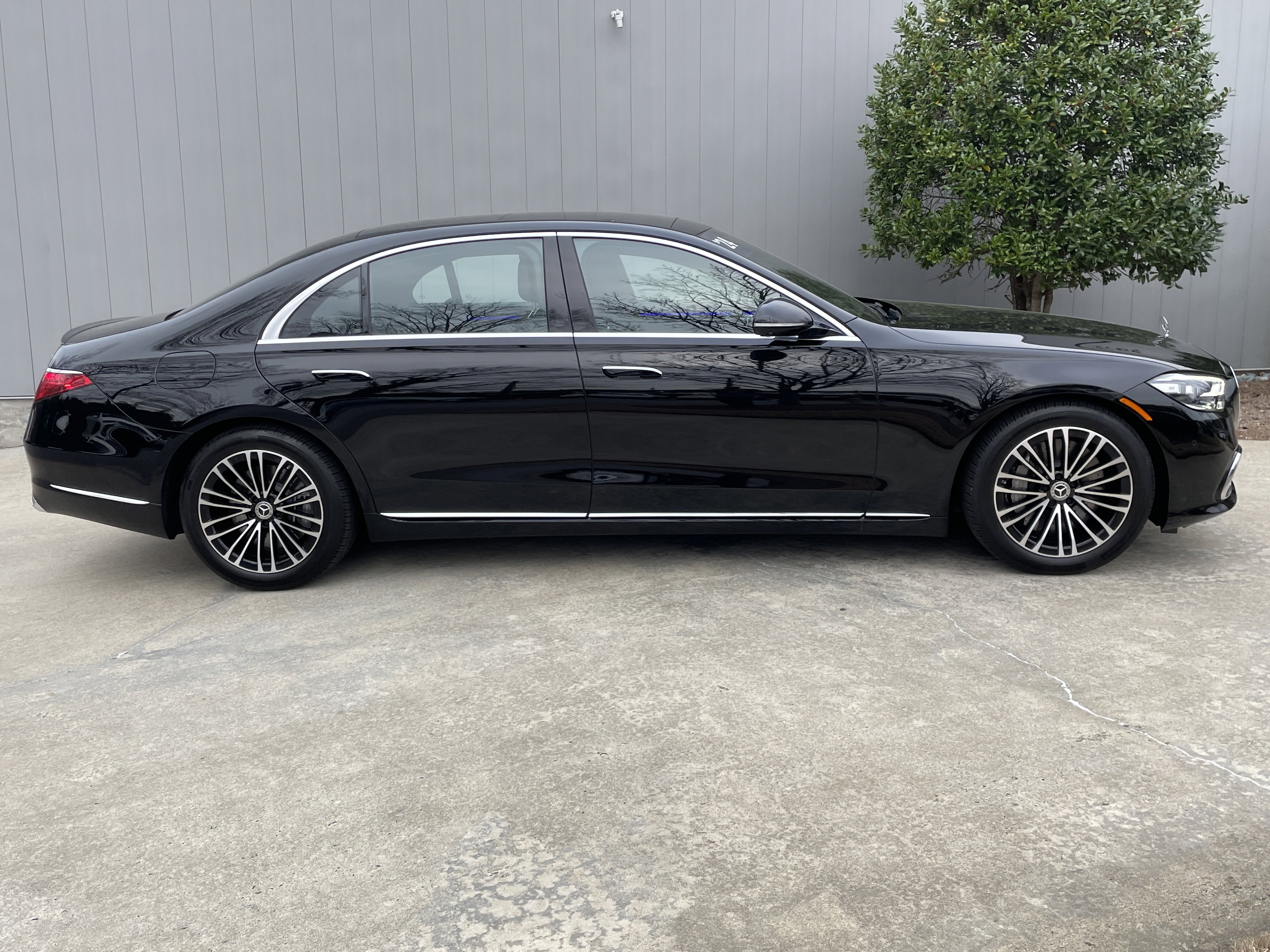 Certified 2024 Mercedes-Benz S 580e 4MATIC Sedan image 5