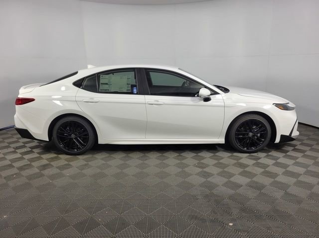 New 2026 Toyota Camry SE image 8