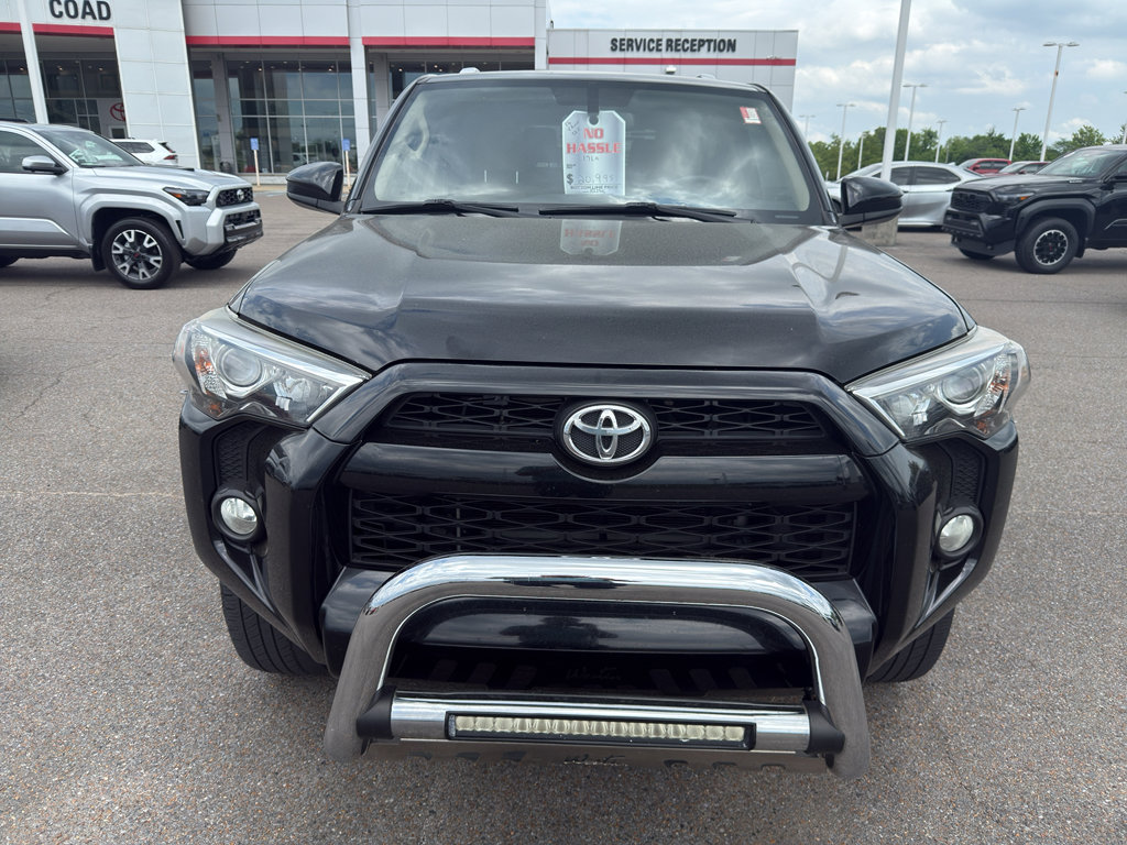 Used 2016 Toyota 4Runner SR5 AWD/4WD image 7