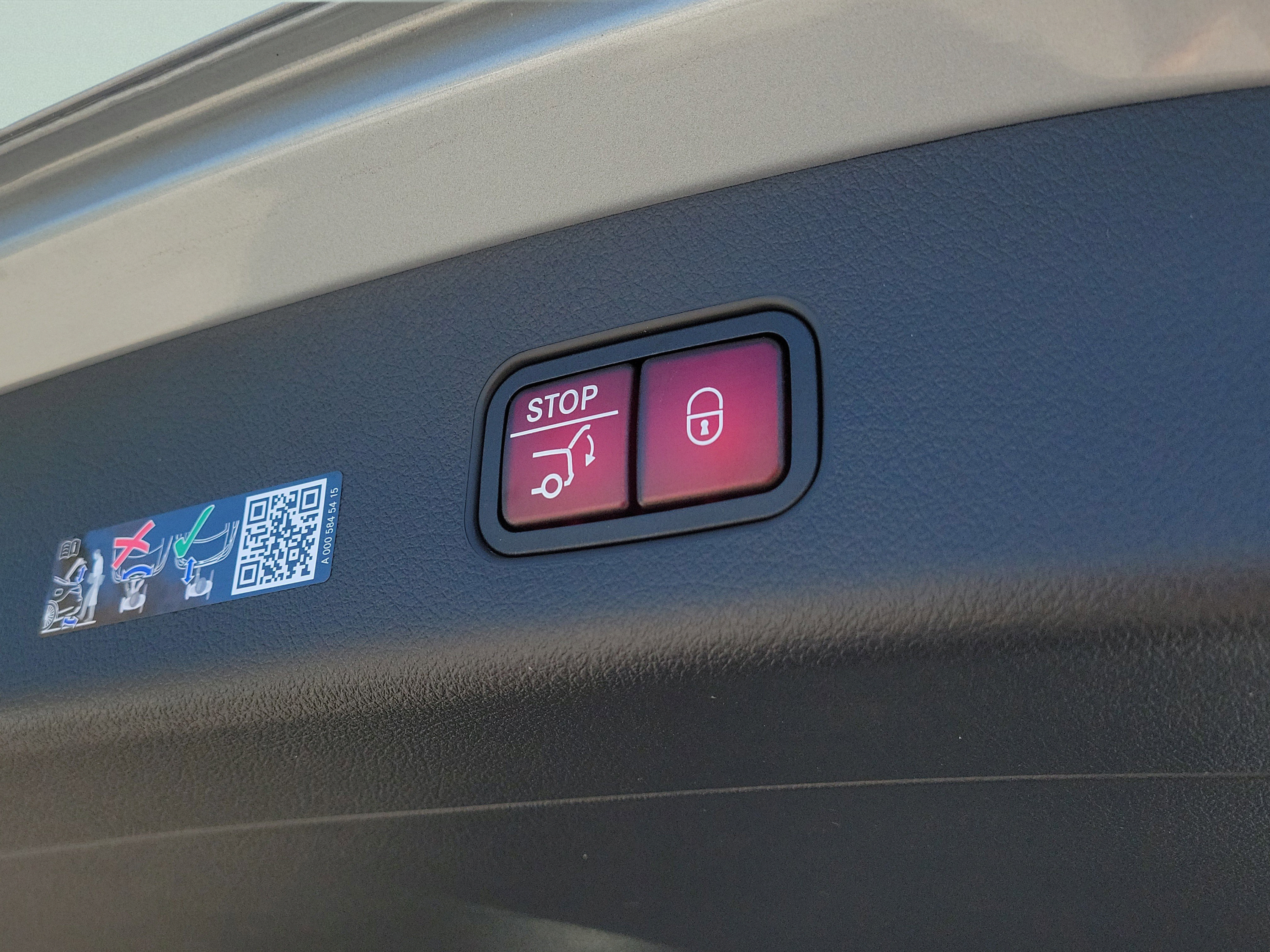 Certified 2026 Mercedes-Benz GLC 300 image 35
