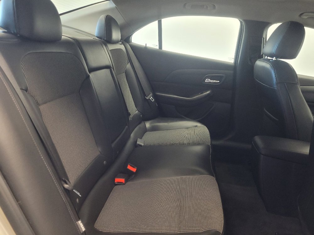 Used 2014 Chevrolet Malibu LT image 19