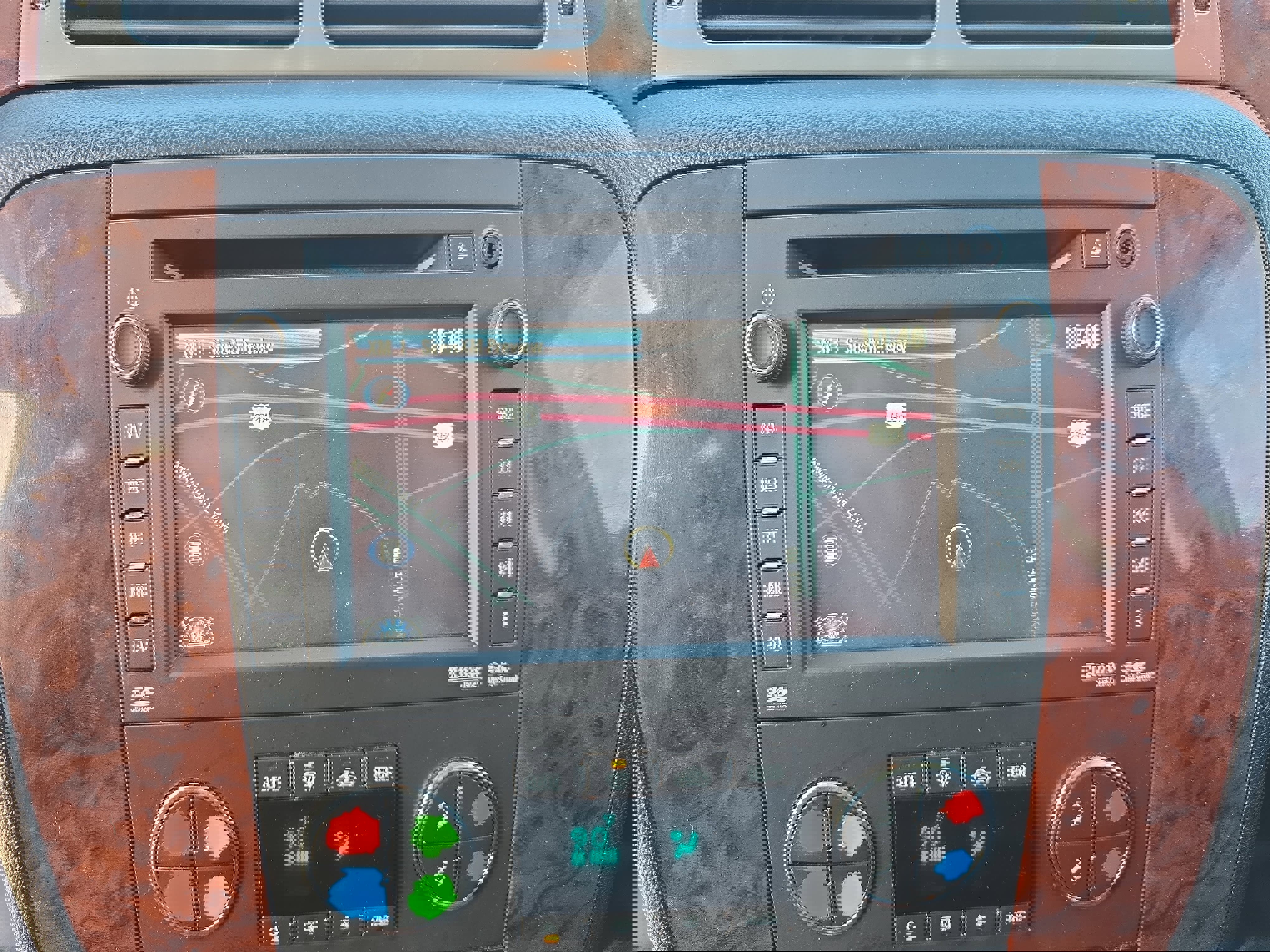 Used 2013 Chevrolet Tahoe LTZ image 25