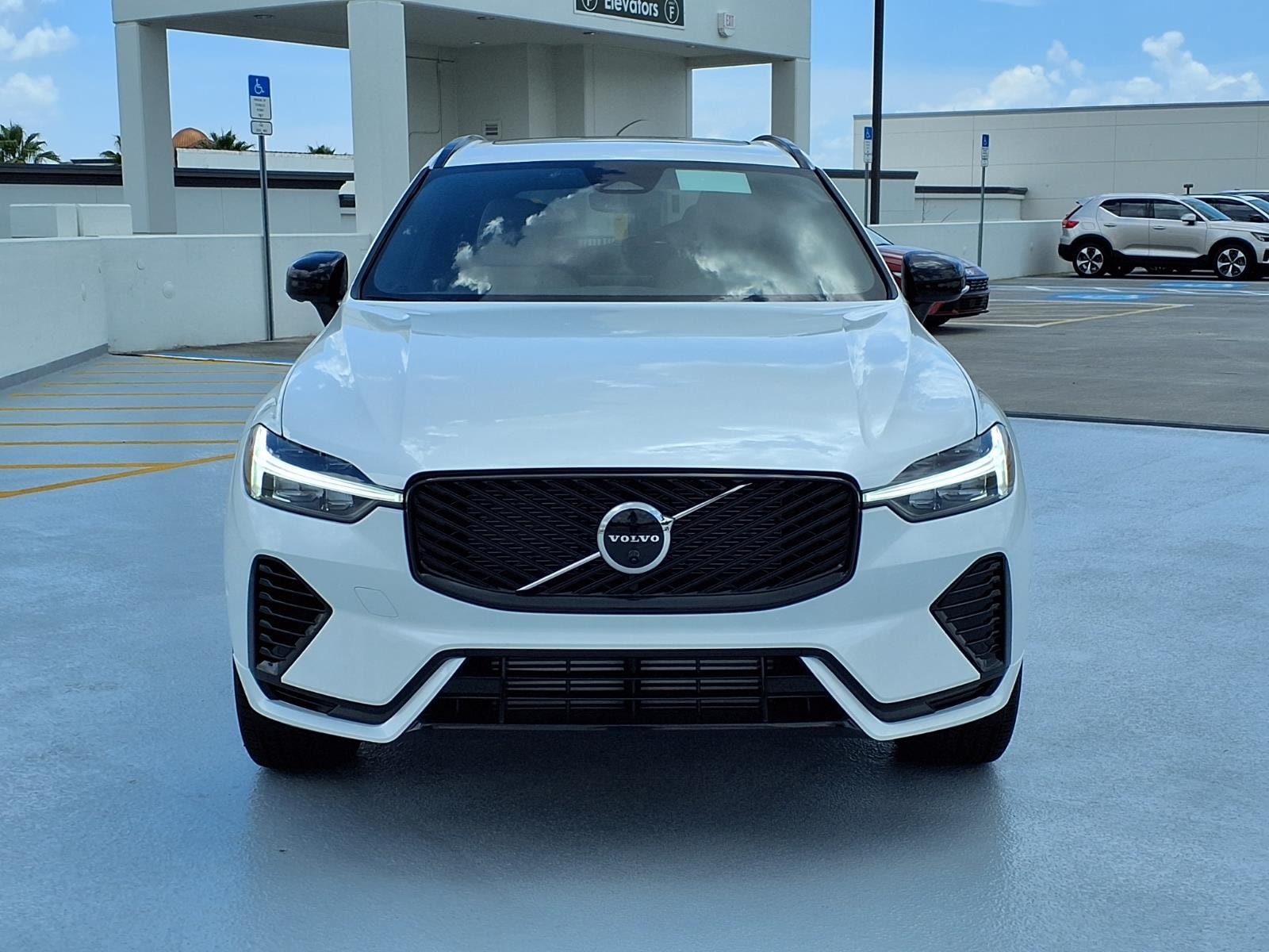 New 2026 Volvo XC60 T8 Plus w/ Protection Package Premier AWD/4WD image 2