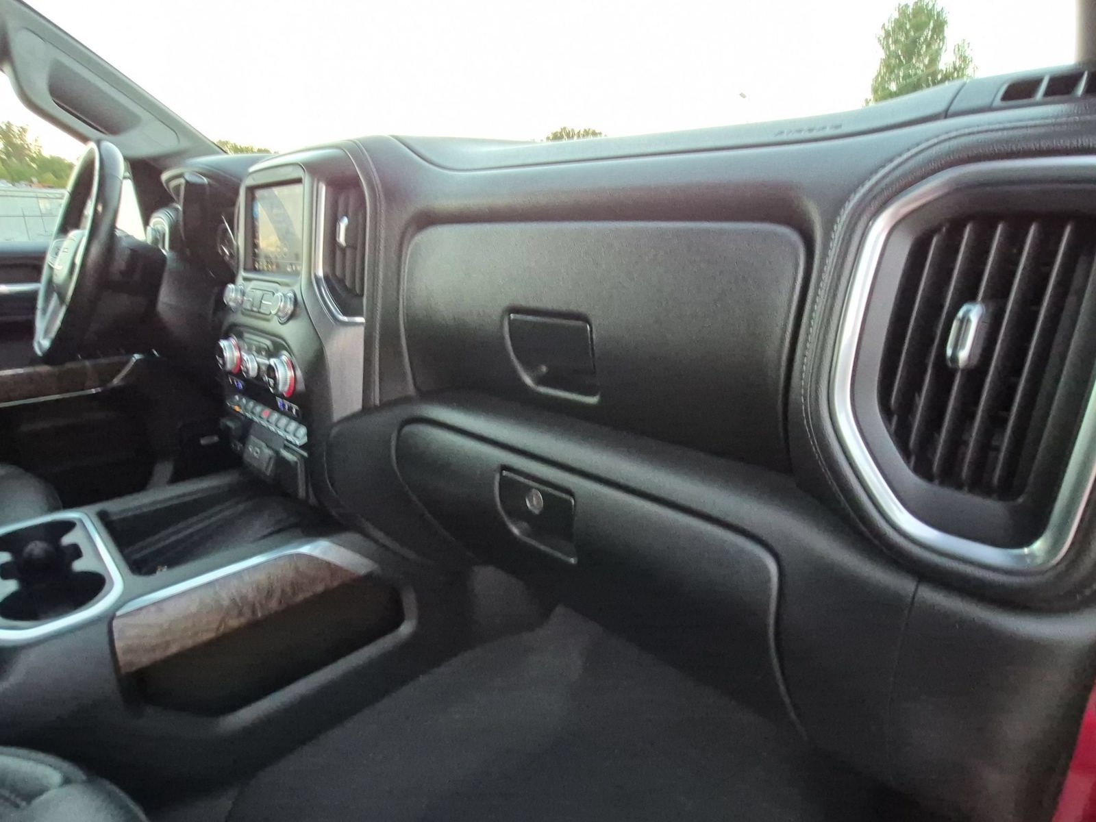 Used 2019 GMC Sierra 1500 Denali w/ Denali Ultimate Package AWD/4WD image 31