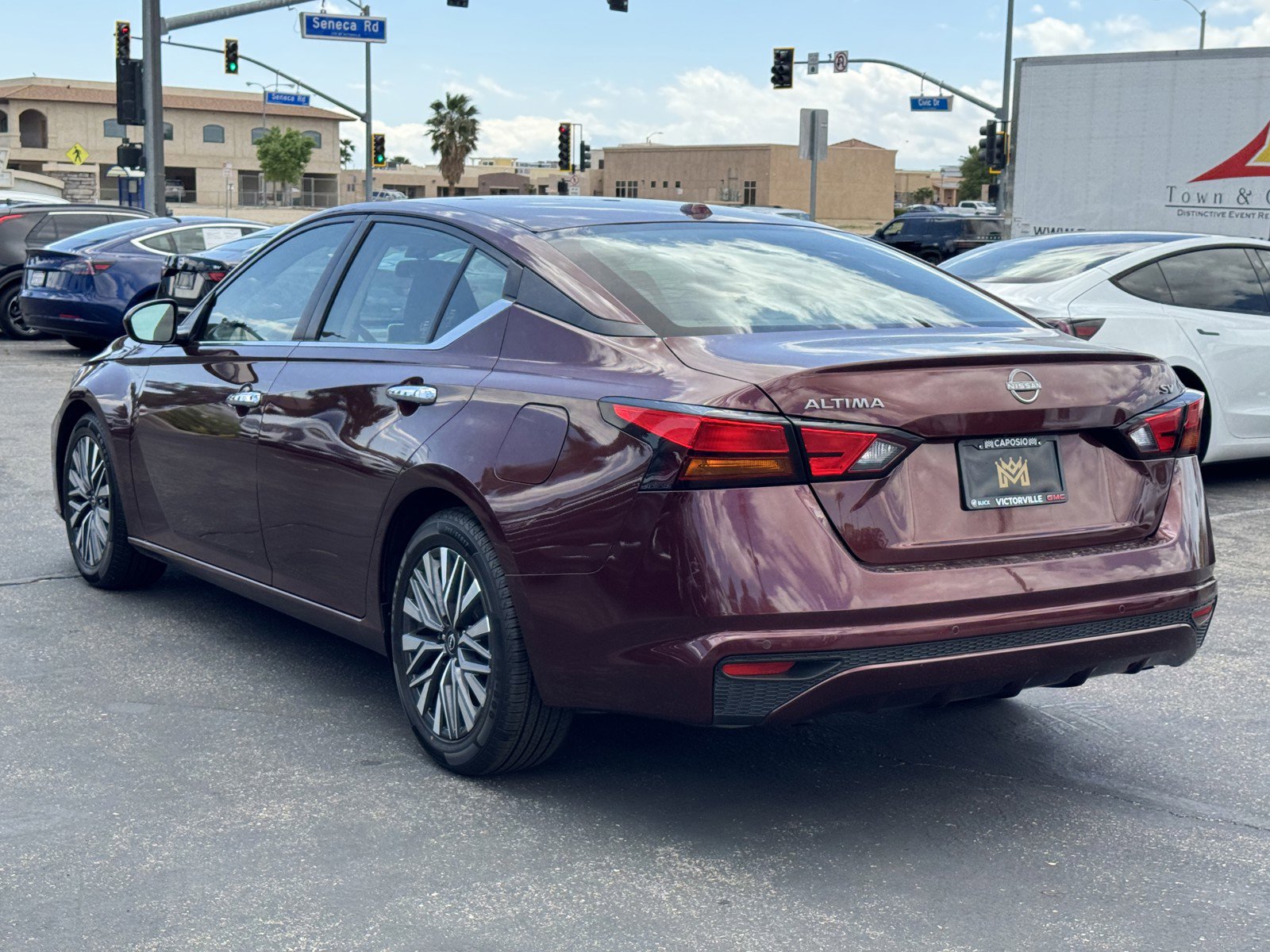Used 2023 Nissan Altima 2.5 SV image 4