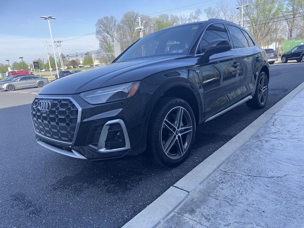 Certified 2025 Audi Q5 e Premium Plus image 10