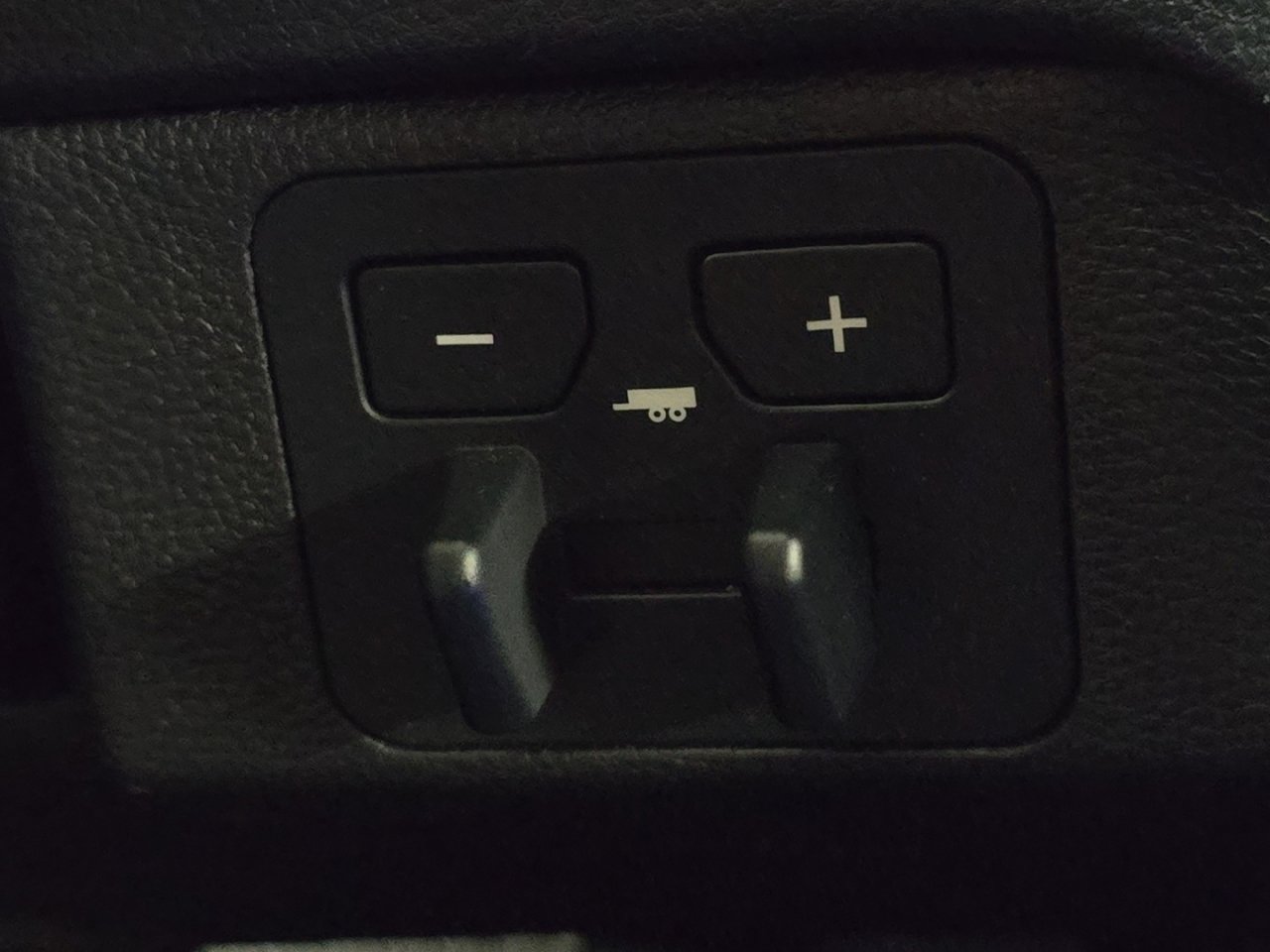 Certified 2025 Toyota Tundra SR5 image 7