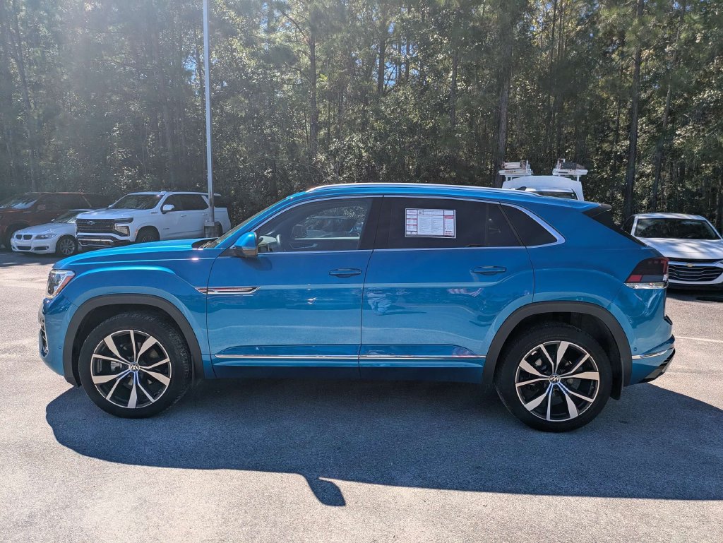Used 2025 Volkswagen Atlas Cross Sport SEL Premium R-Line AWD/4WD image 7