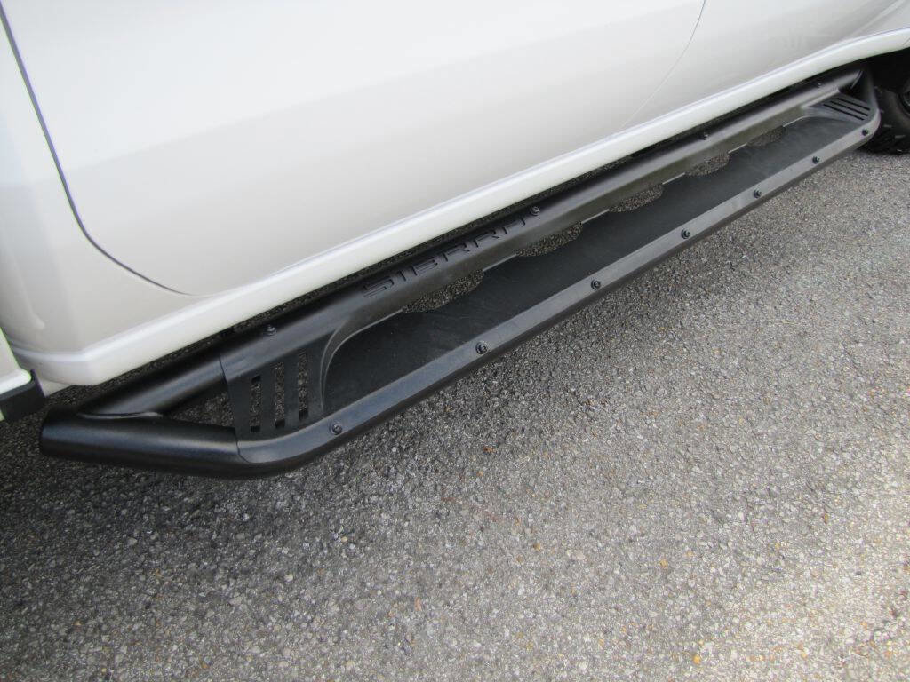 Used 2020 GMC Sierra 1500 Elevation w/ Elevation Value Package image 36