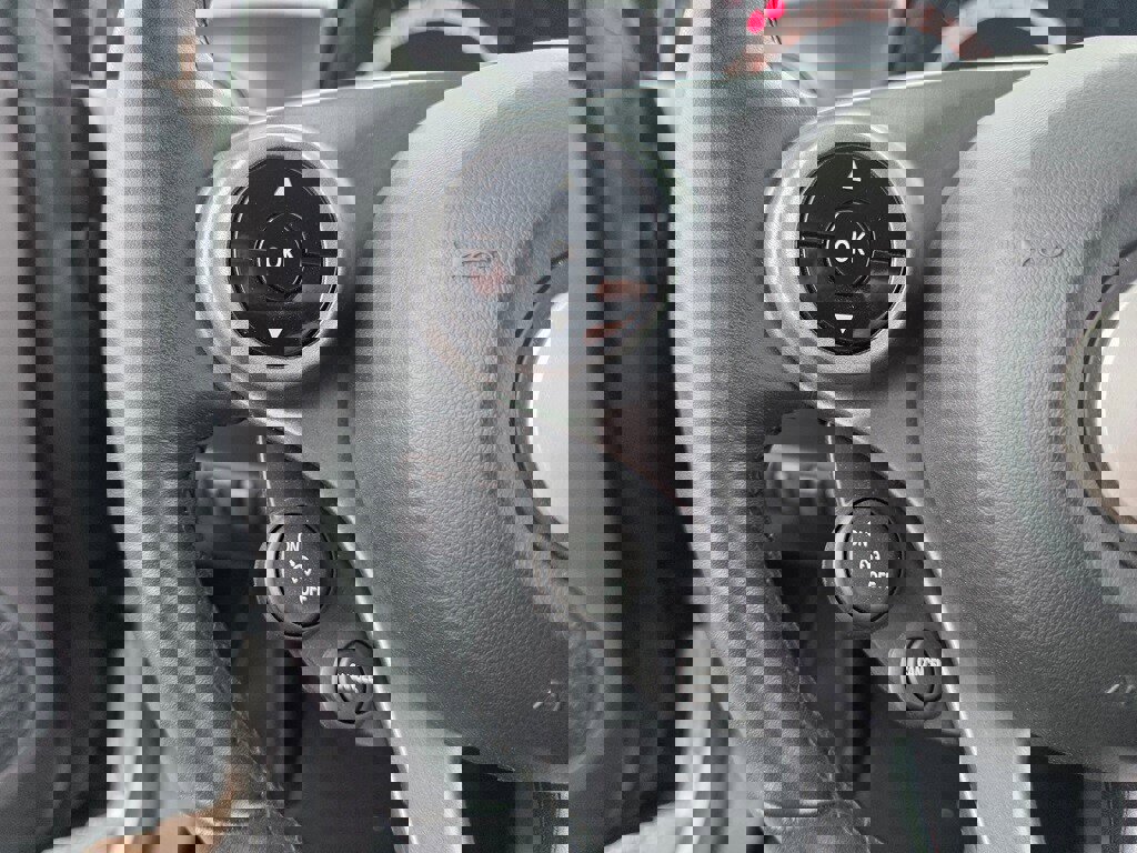 Used 2018 smart fortwo electric drive image 12