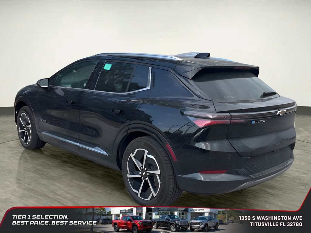 Used 2025 Chevrolet Equinox EV LT image 3