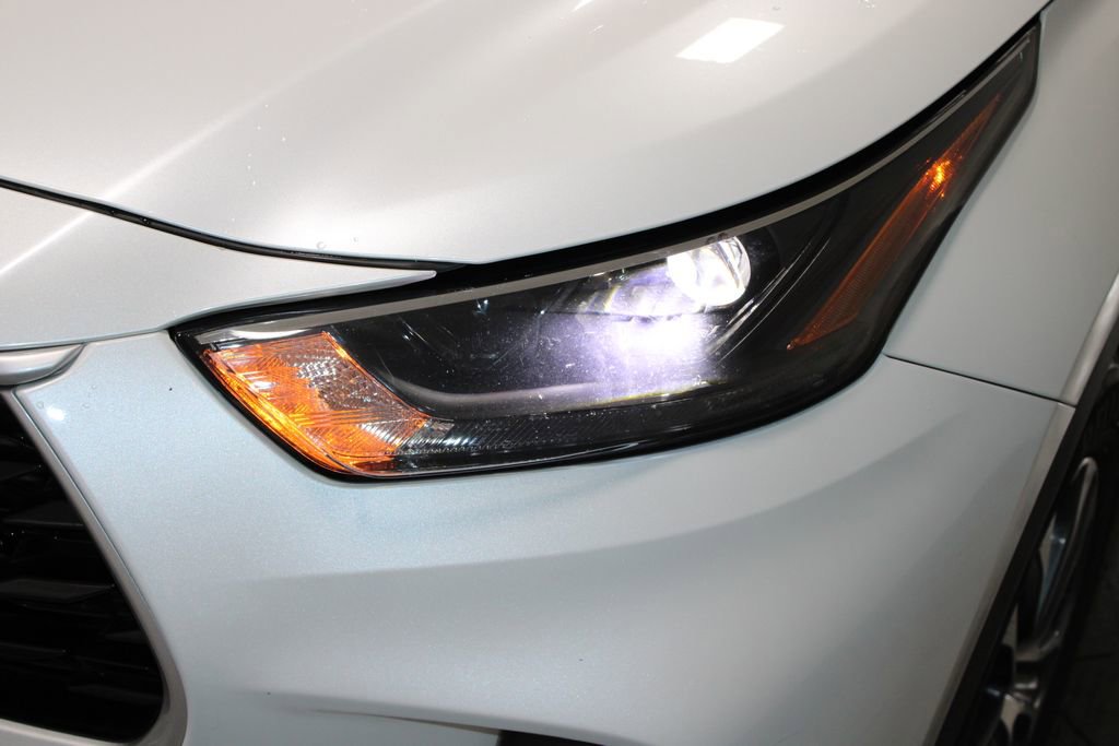 Used 2022 Toyota Highlander XLE image 54
