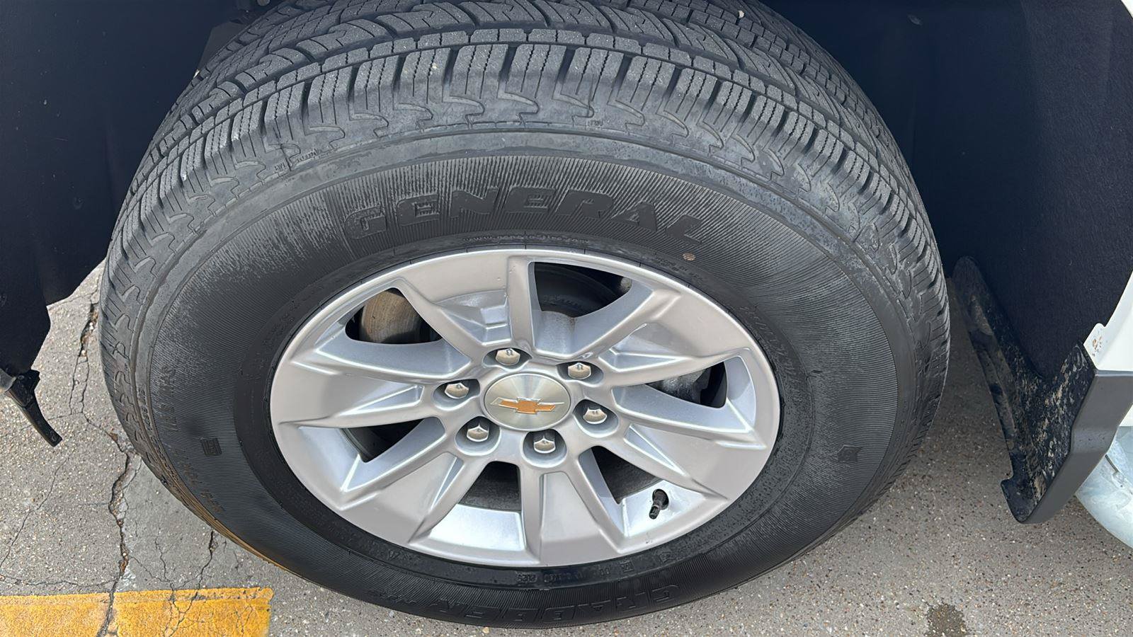 Certified 2025 Chevrolet Silverado 1500 W/T RWD image 13