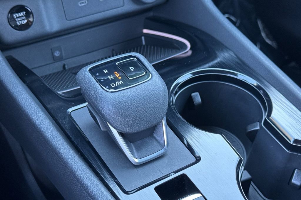 Certified 2025 Nissan Rogue SL w/ SL Premium Package image 21