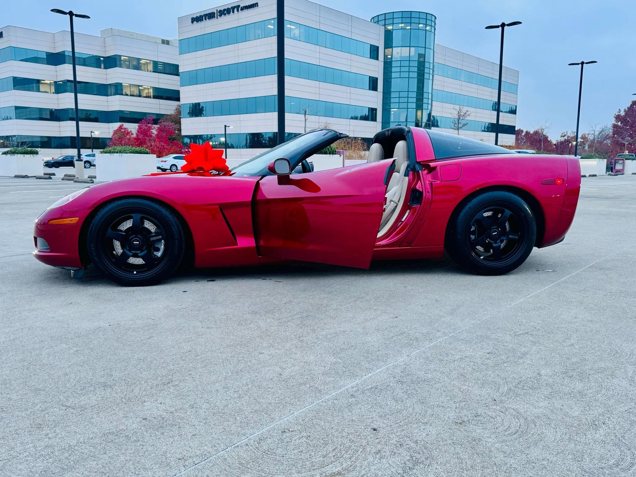 Used 2005 Chevrolet Corvette Coupe w/ Preferred Equipment Group image 49