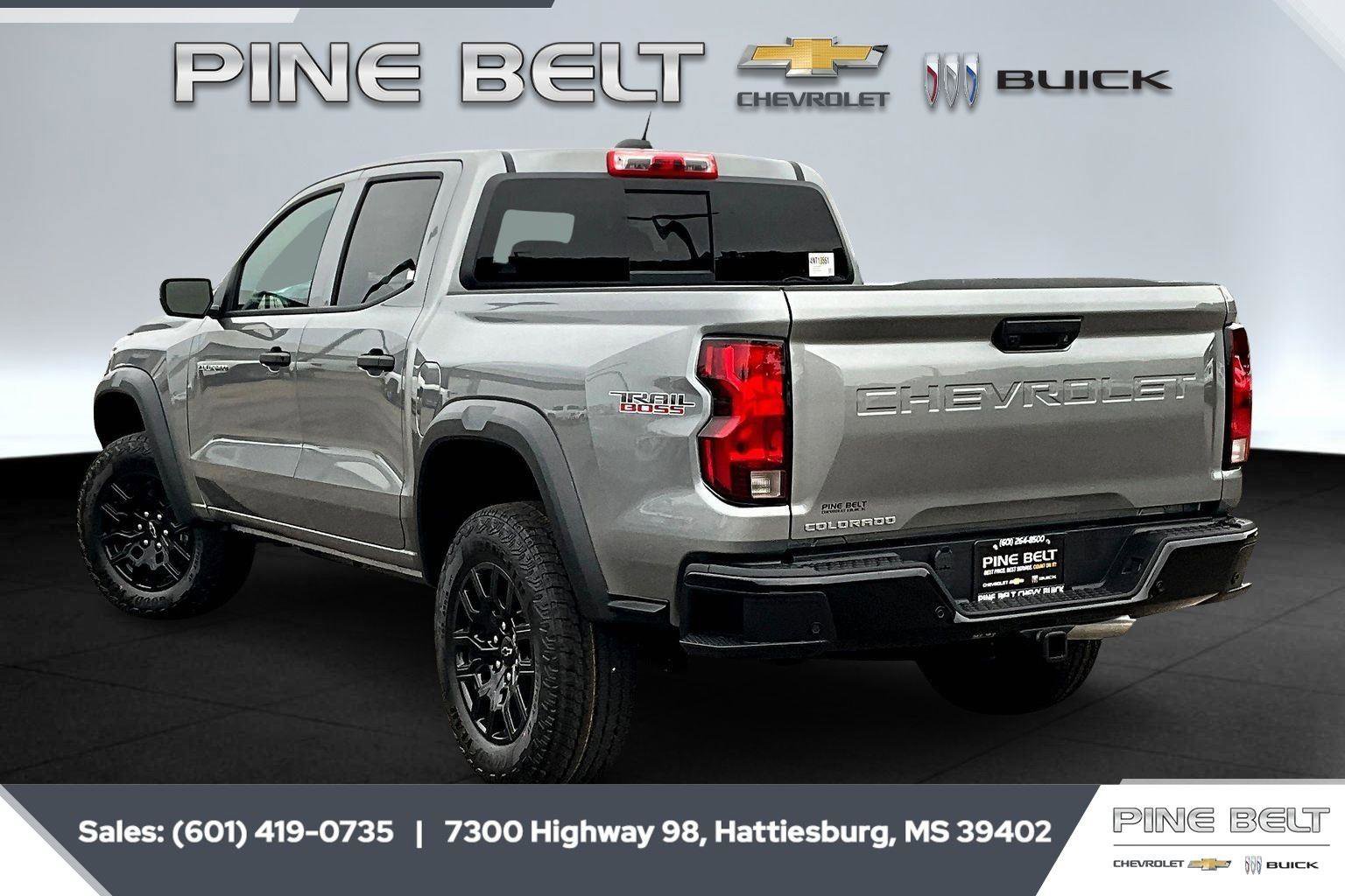 New 2026 Chevrolet Colorado Trail Boss AWD/4WD image 2