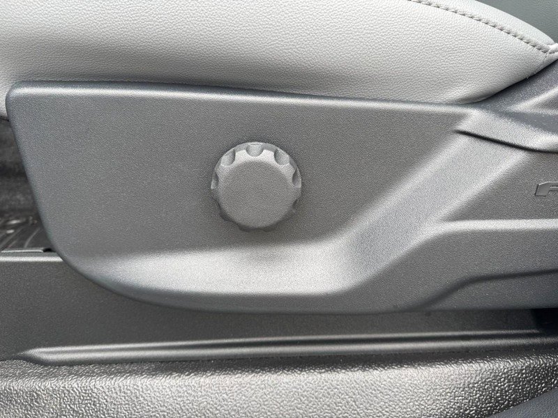 New 2026 Ford F250 XL w/ XL Chrome Package image 13