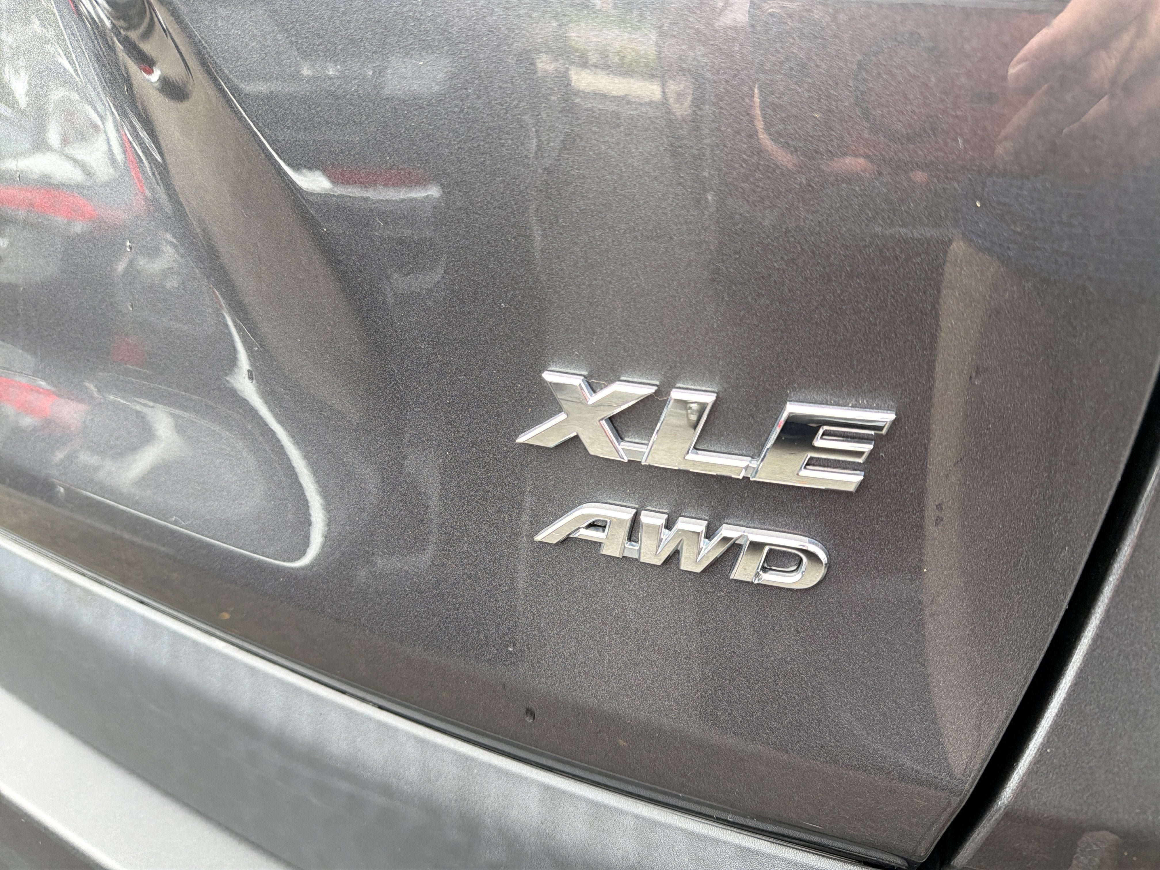 Used 2023 Toyota RAV4 XLE AWD/4WD image 8