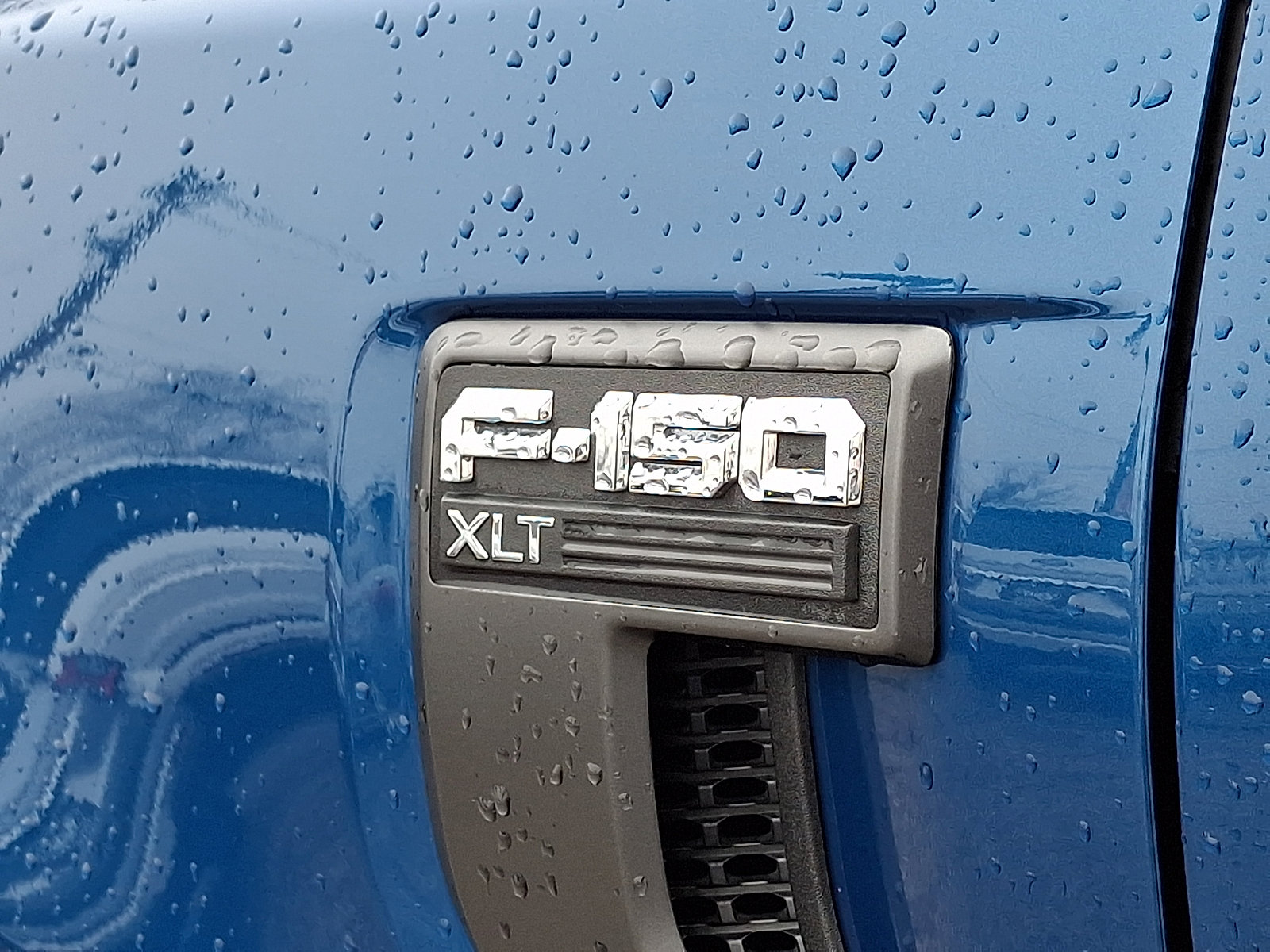 Certified 2023 Ford F150 XLT w/ Equipment Group 302A High image 32