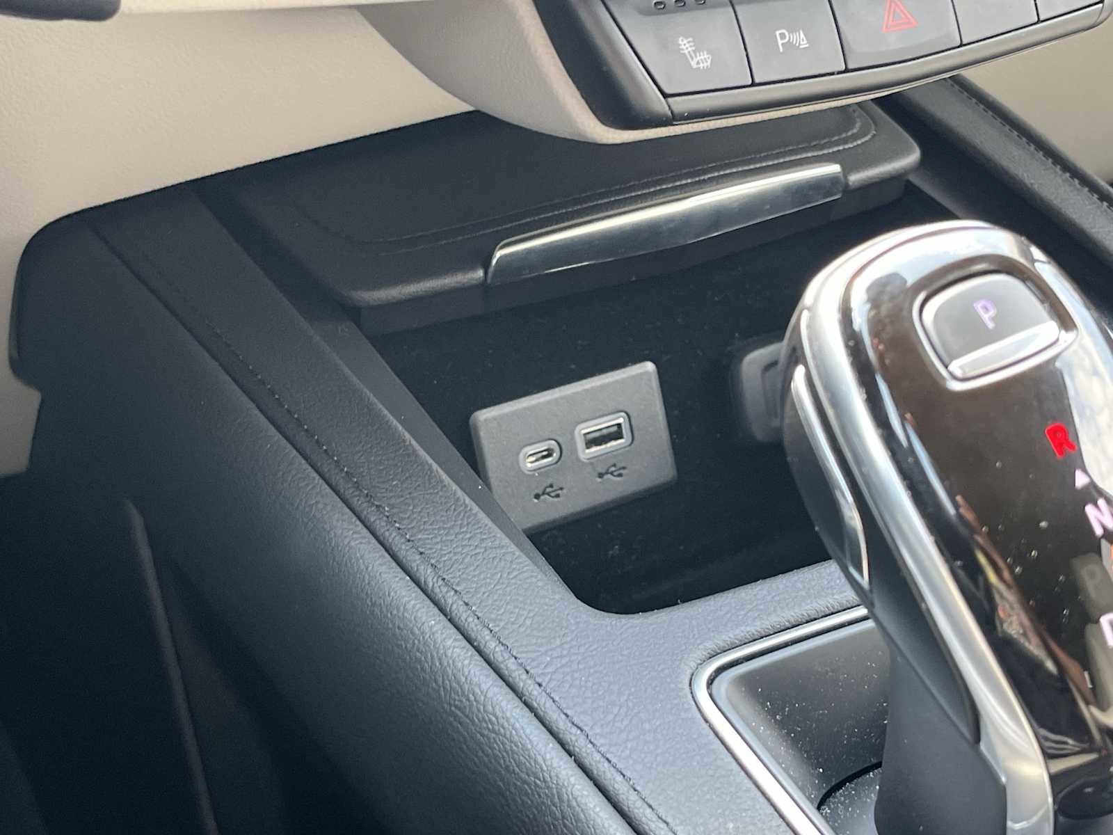 Used 2020 Cadillac XT4 Premium Luxury w/ Cold Weather Package image 43