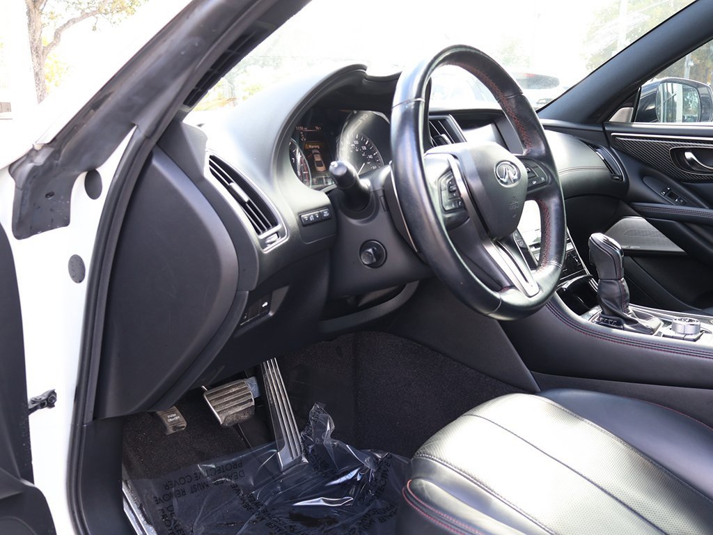 Used 2020 INFINITI Q60 Red Sport 400 image 26