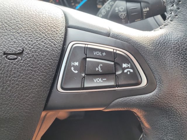 Used 2019 Ford Escape Titanium AWD/4WD image 27