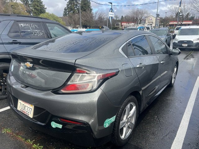 Used 2017 Chevrolet Volt LT w/ Comfort Package image 5