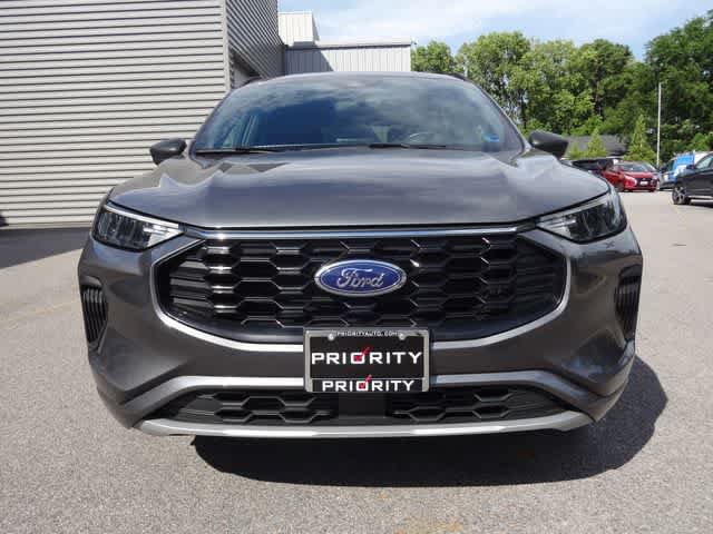 Used 2024 Ford Escape ST-Line AWD/4WD image 5