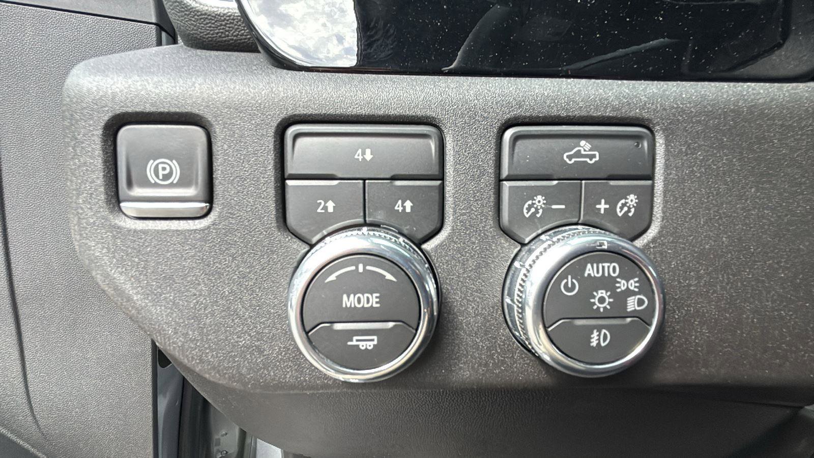 New 2026 GMC Sierra 2500 SLE w/ SLE Value Package; image 13