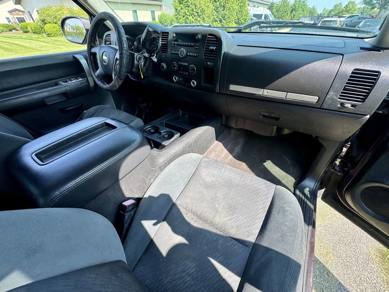 Used 2008 Chevrolet Silverado 2500 LT w/ 2LT Convenience Package image 13