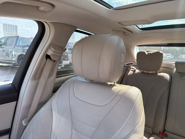 Used 2018 Mercedes-Benz S 560 4MATIC Sedan image 25