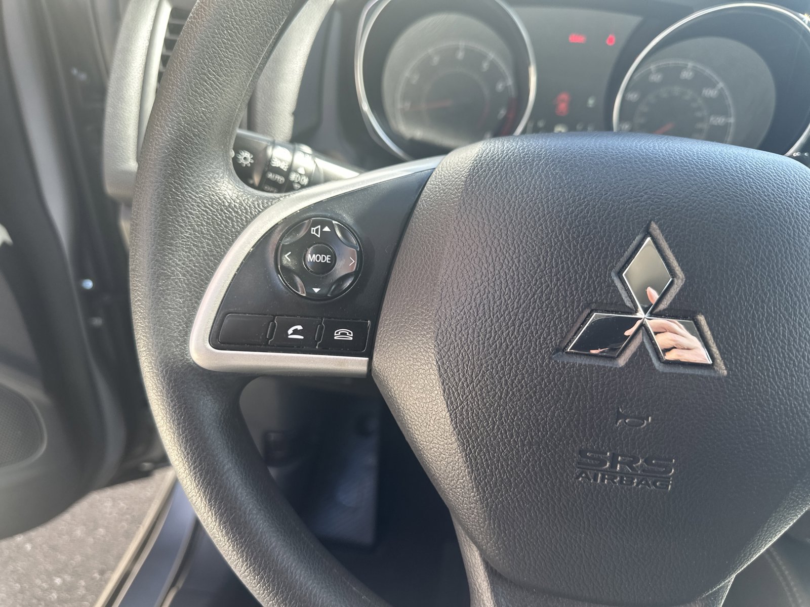Used 2025 Mitsubishi Outlander Sport ES AWD/4WD image 13