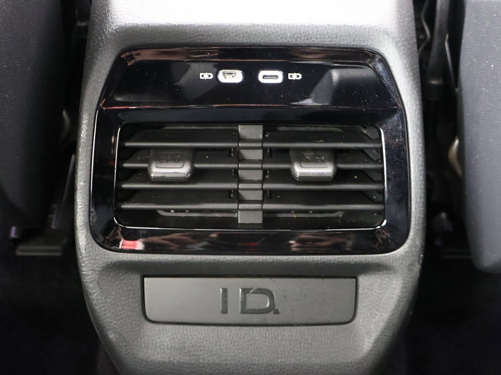 Used 2021 Volkswagen ID.4 Pro image 28