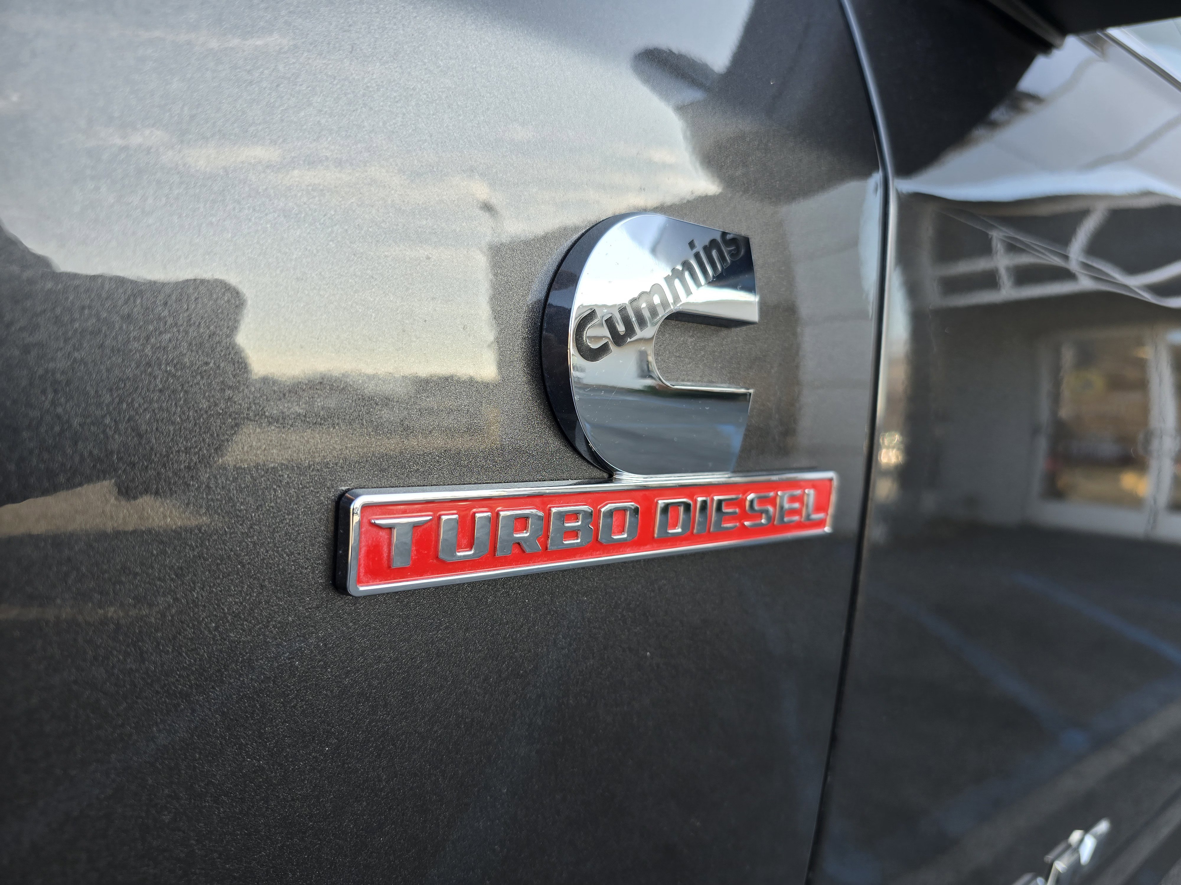 Used 2024 RAM 3500 Limited image 11