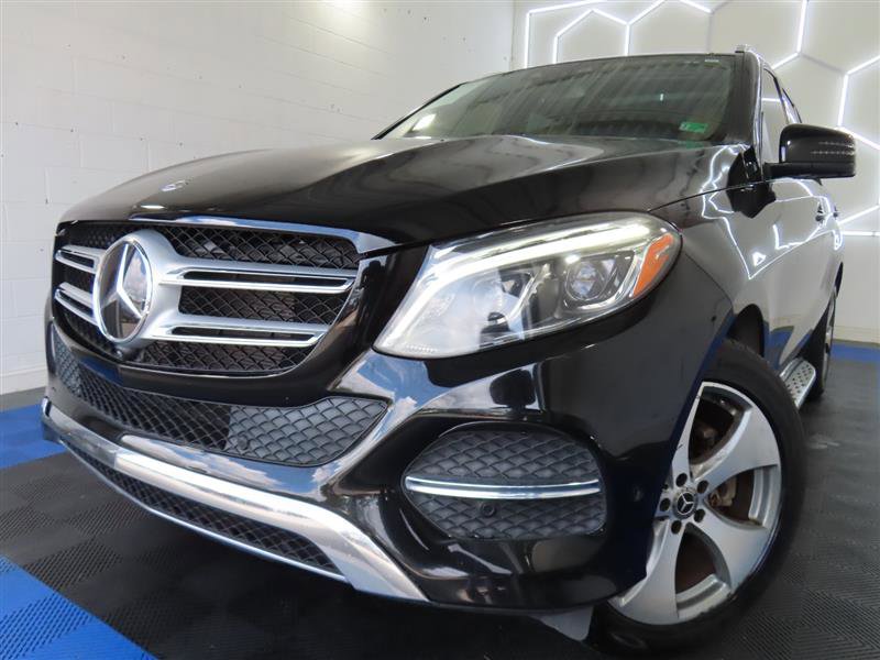 Used 2019 Mercedes-Benz GLE 400 4MATIC w/ Premium 3 Package image 1