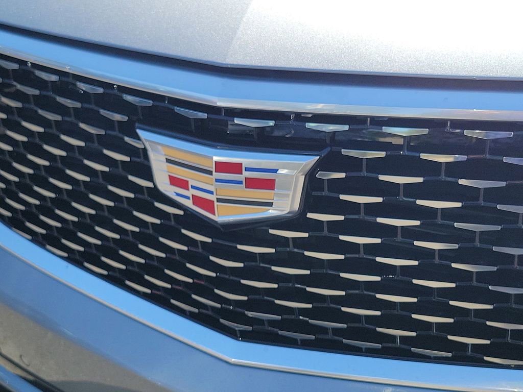 Used 2025 Cadillac XT6 Luxury image 30