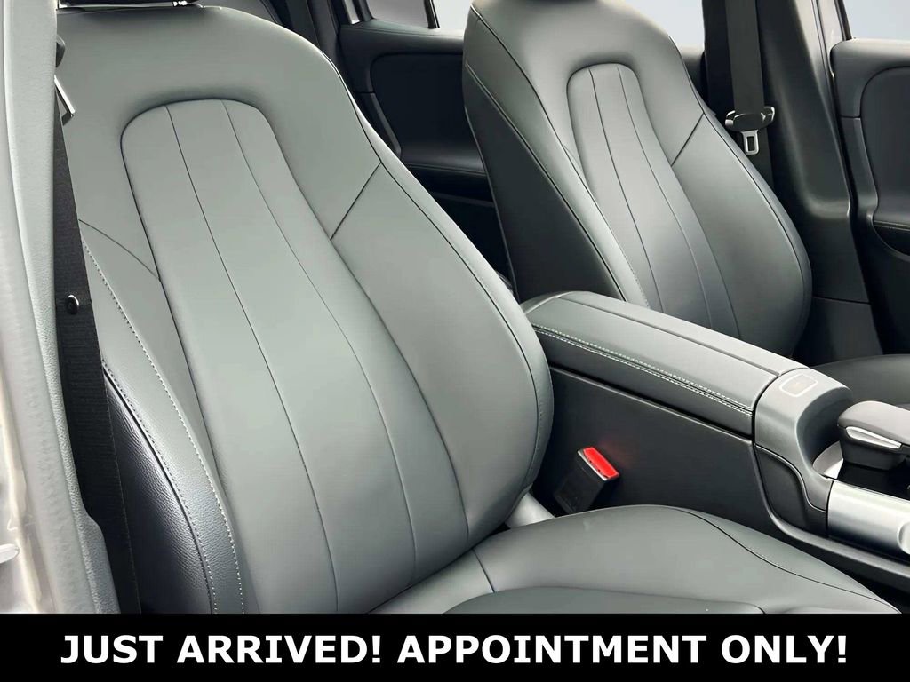 Used 2023 Mercedes-Benz EQB 350 4MATIC SUV image 10