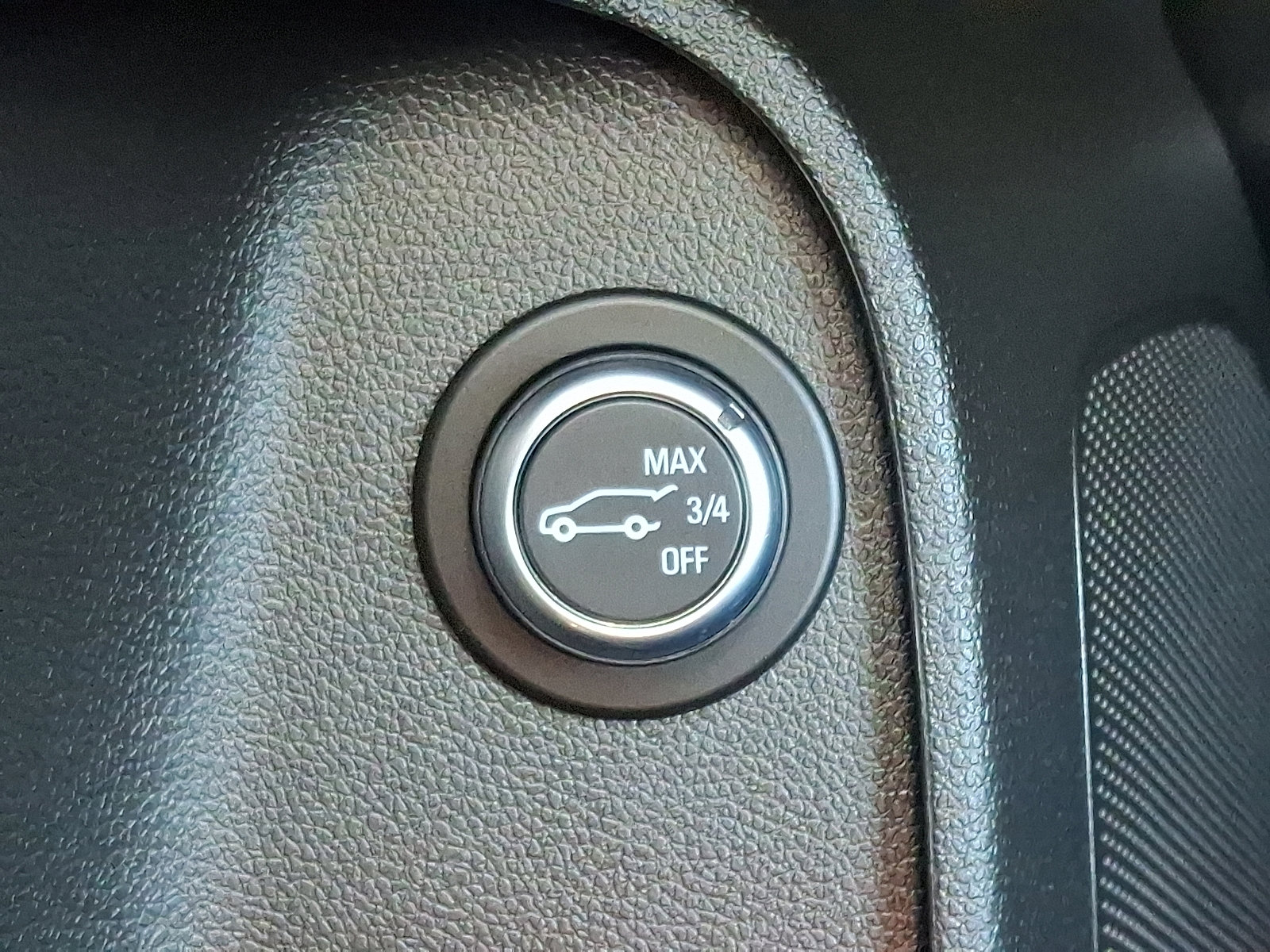 Used 2025 Buick Envista Avenir image 25