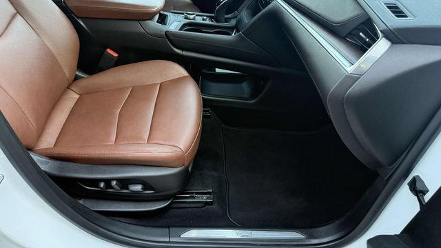 Certified 2023 Cadillac XT5 Premium Luxury AWD/4WD image 21