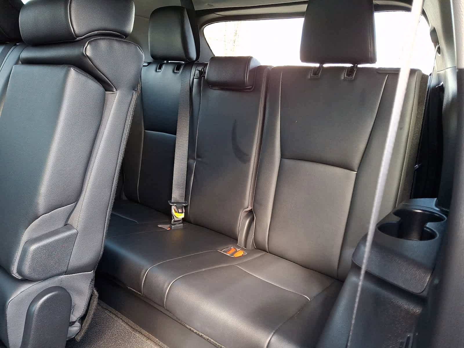 Used 2023 Toyota Highlander XLE image 11