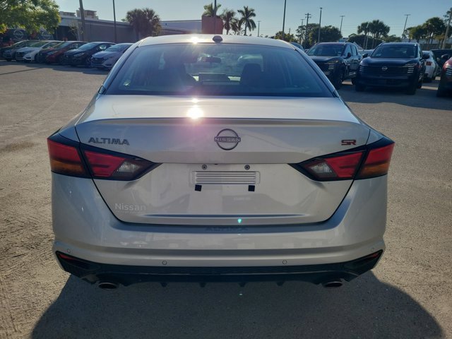 Certified 2025 Nissan Altima 2.5 SR w/ SR Premium Package image 6